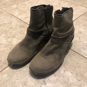 Merrell Taupe Leather Wedge Ankle Boots Booties Sz 8.5M